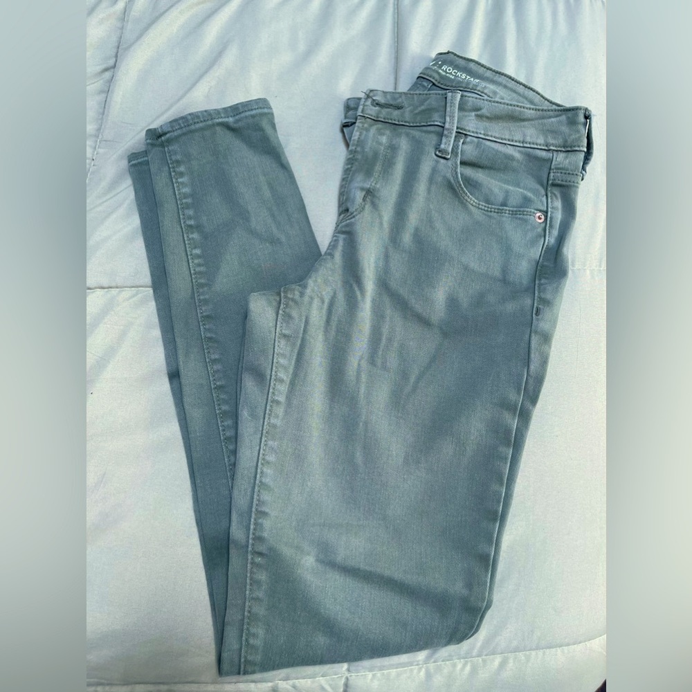 Old Navy Rockstar Mid-Rise Skinny Jean - 14” waist, 27” inseam